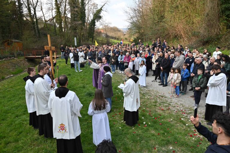 Križni put na Črnomerečkom potoku – svjedočanstvo vjere i zajedništva